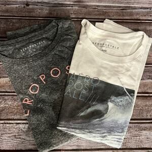 Set of 2 Aeropostale juniors Tees size Medium MD